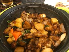 三杯牛蛙-皇后餐厅-煲仔·小菜·打边炉(古北店)