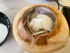 -志龙皇冠吃货椰子铺