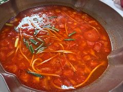 -毛辣果·贵州红酸汤牛肉火锅(西单店)