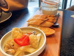 -wineapp葡萄酒餐吧(外滩金融中心店)