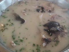 -雪野鱼头大王邢府公老店(雪野湖店)