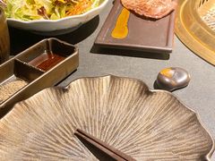 -铭牛烧肉·和牛海鲜自助(高新月牙湖店)