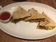 -玛格萝妮(汇智国际商业中心店)