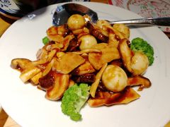 野山菌炒鹌鹑蛋-小放牛炒菜馆(中山路乐汇城店)