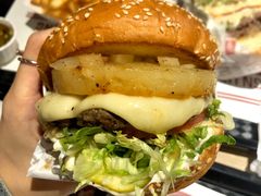 -The Habit Burger Grill 哈比特汉堡(复兴soho店)