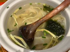 -馋三尺蟹粉小笼(人民广场店)