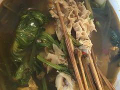 -喝丢一只鞋海鲜烧烤·海肠捞饭(文体街店)