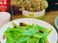 -渝信川菜 · 川味家常菜(财富购物中心店)