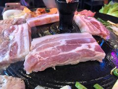 -豚豚家돈돈가韩国锅盖烤肉(新北万达店)
