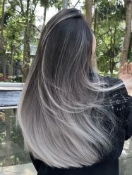 -吉艺心专业美发造型