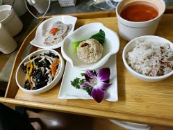 -卓玥国际月子会所(罗山路店)