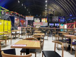-失重星球乐园·蹦床馆(欢乐谷店)