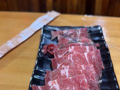 -果松木炭酸菜铜火锅·外婆参鸡汤