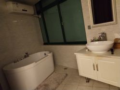 -悦芳庭美肤美体品牌集合店