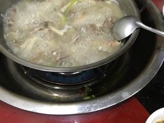 -老石黑山羊毛驴肉火锅(金凯广场店)