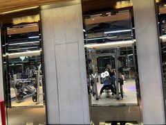 -威克健身游泳(万菱汇店)