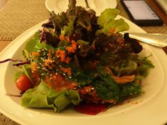 -Chom Cafe and Restaurant