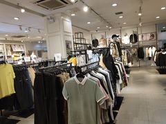 -三福时尚(三峡广场华夏银座店)