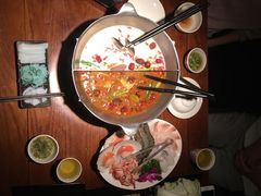 鸳鸯锅、综合海鲜、综合蔬菜-无老锅(苓雅店)