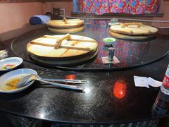 -鱼窝棚柴火铁锅炖(富山屯店)