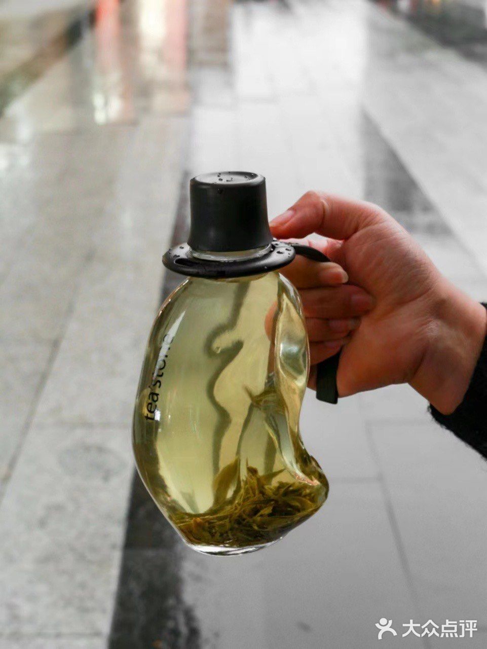 这种饮茶方式，也太有格调了吧。