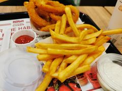 -The Habit Burger Grill 哈比特汉堡(世博店)