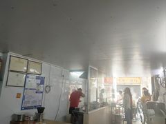 -河记肠粉店