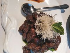 越式牛肉粒-望乡楼上海菜(日月光店)