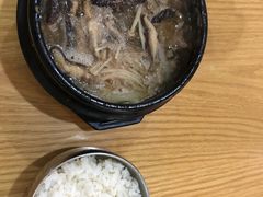 韩式烤牛肉煲-李先生的首尔小馆(松江启源广场店)