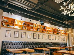 大堂-TOM’S PIZZA汤姆餐厅(红旗店)