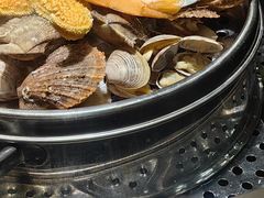 -锅老头海鲜铁锅炖