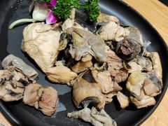 -一朵菌·野生菌探索家火锅(南亚店)
