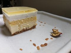 白桃百香糕-知亘茶食
