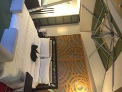 iphone_upload_pic-喜鹊愉家酒店(郑州曼哈顿博览中心地铁站店)