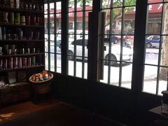星巴克(武康路店)-星巴克(武康路店)