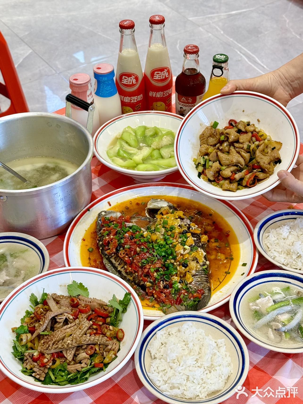 人均40的炒菜馆🔥太下饭了！狂吃 10碗饭