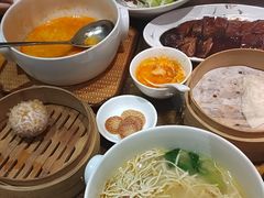 -乐忻皇朝(上海中心大厦店)