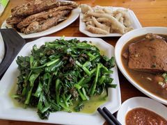-山里人家土菜馆(茅山店)