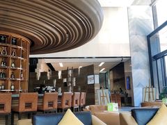 -深圳温德姆至尊酒店·大堂吧·户外花园