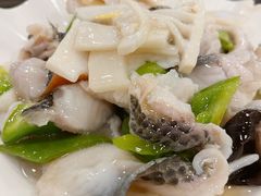 黑鱼二吃-万人缘酒楼