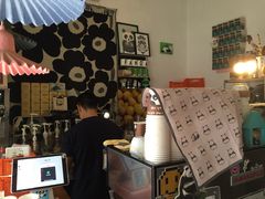 -熊猫一间店欧式奶茶铺