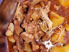 -胖哥俩肉蟹煲(万国店)