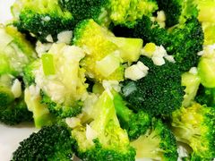 蒜蓉西兰花-来顺成饭庄