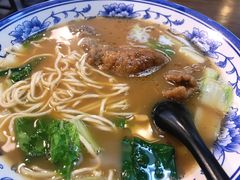 大排面-何太太馄饨面铺(大浒东苑店)