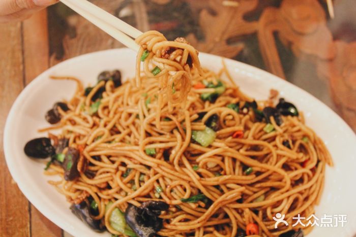 西江美食舫·江西菜(健德桥店)南昌炒米粉图片