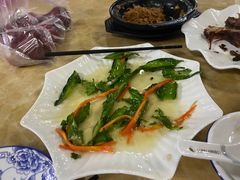 -黄记四更烤乳猪店