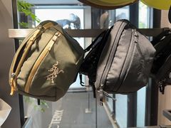 -ARC'TERYX始祖鸟(北京王府中环店)