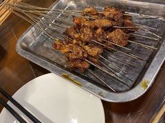 -老兰家传统烧烤炒菜泡馍(小南门店)