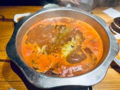 -野山舂·贵州现舂酸汤牛肉(鸿通城店)