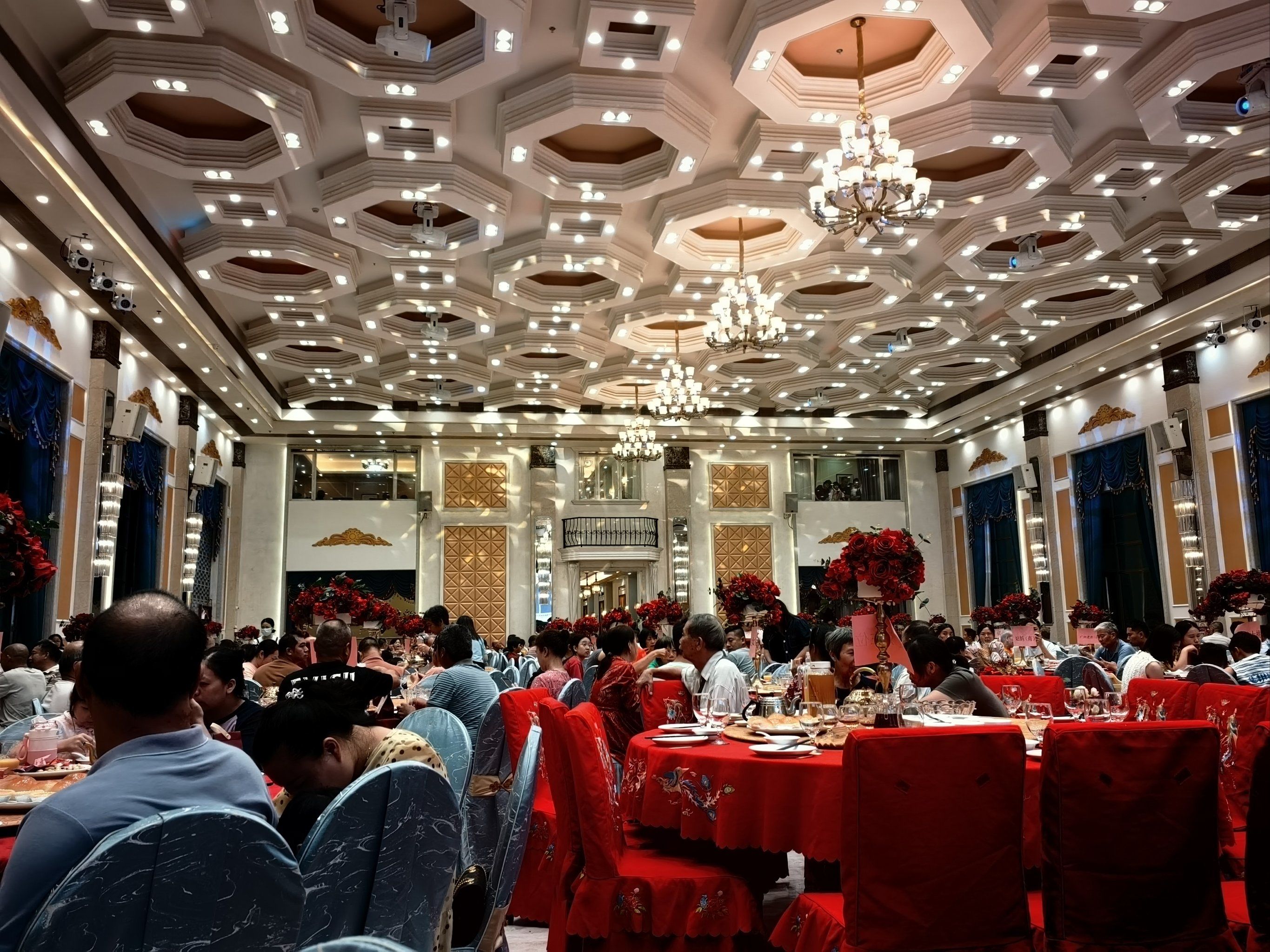 广州村民的婚宴都摆那么多桌吗?
